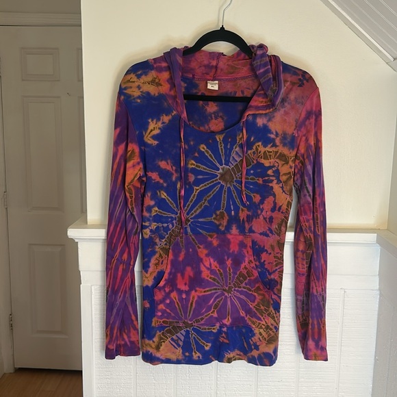 Kathmandu Imports Tie Dye Long Sleeved Hooded Top size Women’s Medium/Large - Picture 1 of 8